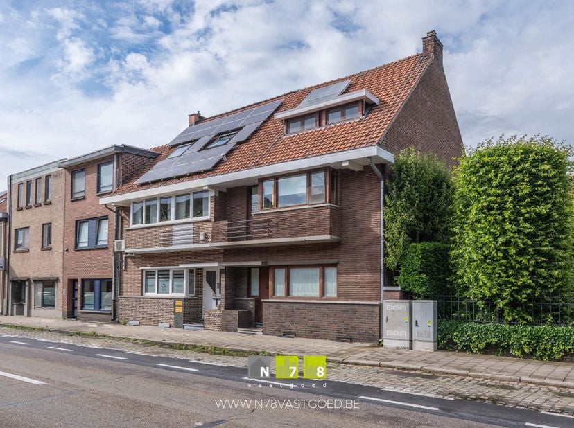 Huis te koop in Koningin Astridlaan 34,
                    3680 Maaseik