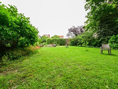                                         Appartement à vendre à Woluwe-Saint-Lambert, € 235.000
