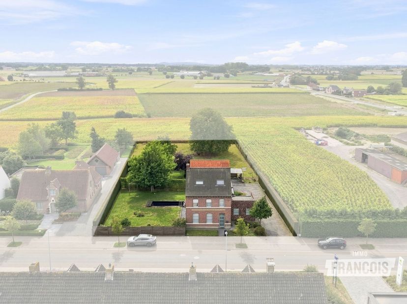 Huis te koop in Eikhoekstraat 6,
                    8640 Westvleteren