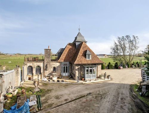                                         Bien commercial avec habitation à vendre à Gistel, € 799.000

