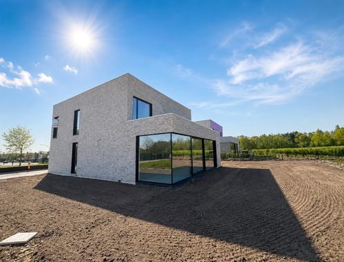                                         Villa te koop in Kortrijk, € 699.000
