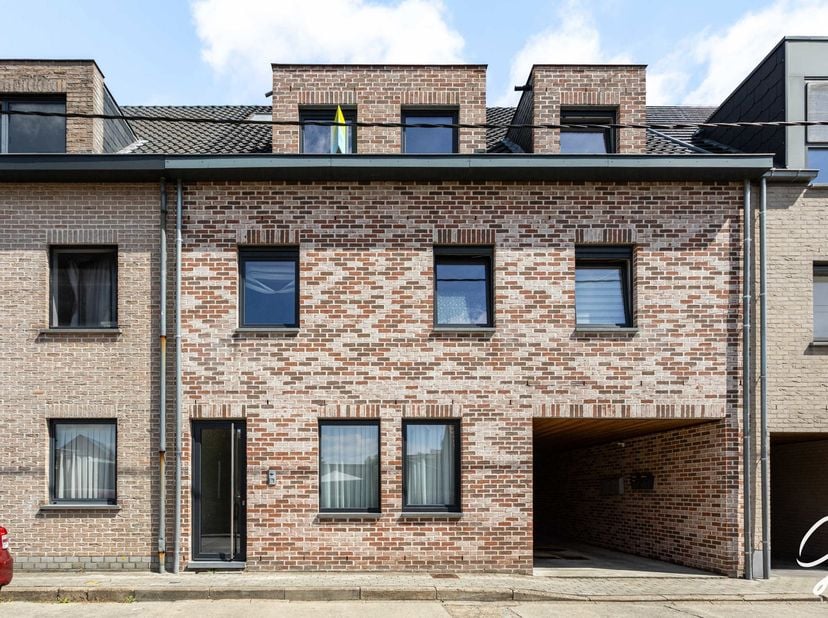 Te koop te Berlare!<br />
Dit aangename en energiezuinige appartement in Berlare combineert comfort, ruimte en een rustige ligging met een uitstekende