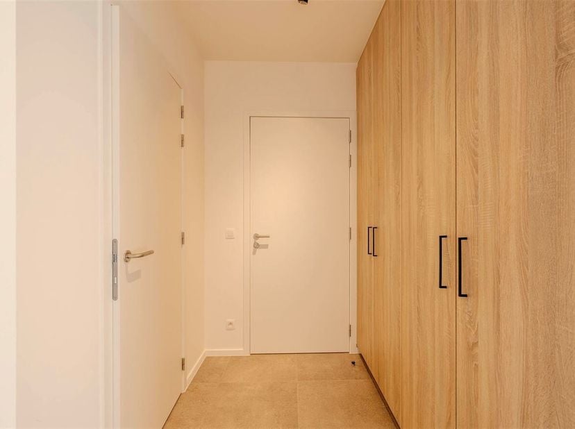 Prachtig energiezuinig triplex nieuwbouw appartement met 2 slaapkamers, bureau, en terras<br />
Omschrijving: Dit prachtige triplexappartement is gele