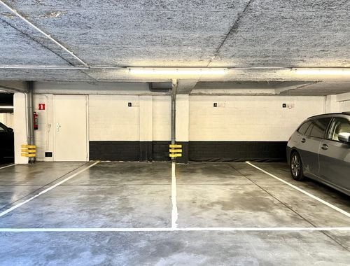                                        Garage te koop in Sint-Gillis, € 30.000

