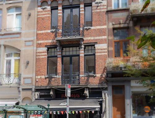                                         Bedrijfsgebouw te koop in Sint-Gillis, € 650.000
