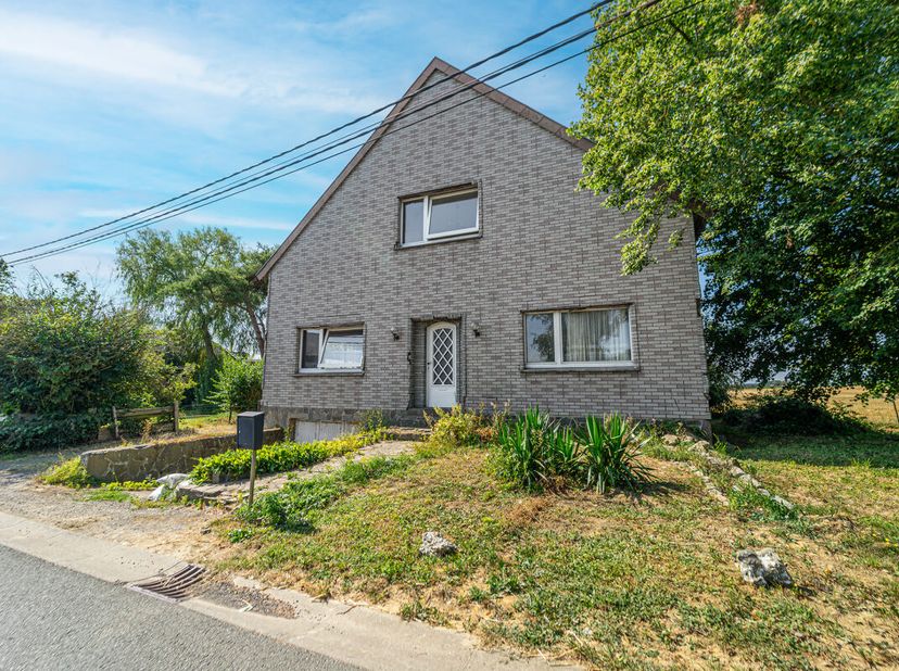 Huis te koop in ,
                    6120 Nalinnes
