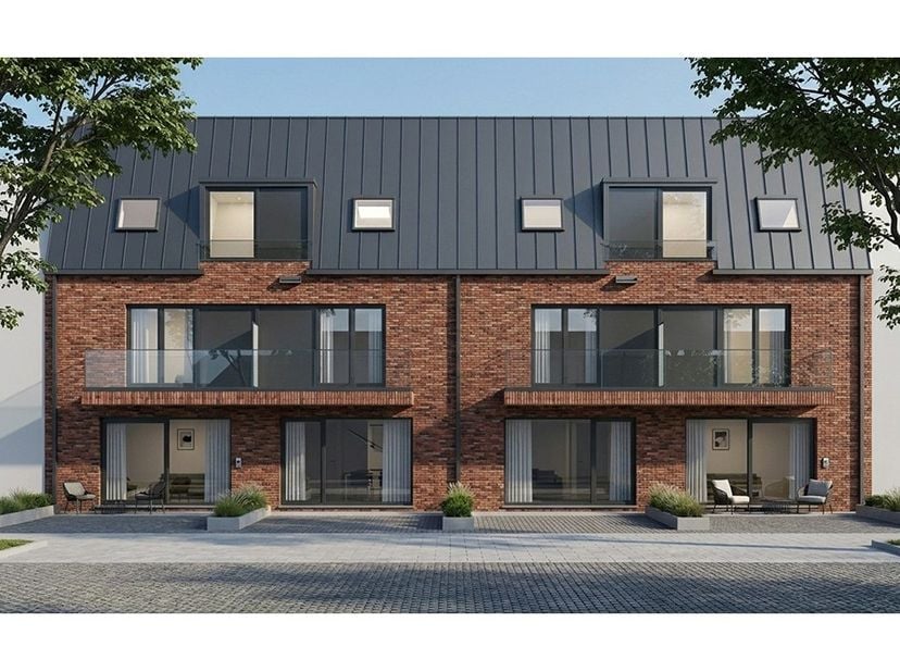 Aan de Heirweg 111 in Idegem bevindt zich deze uitzonderlijke projectsite met een totale oppervlakte van ruim 5.000 m². Dit veelzijdige eigendom combi
