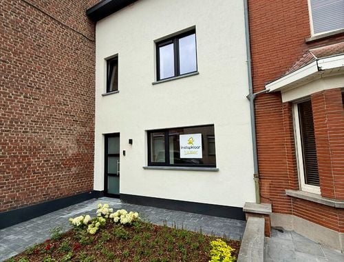                                         Woning te koop in Wevelgem, € 335.000
