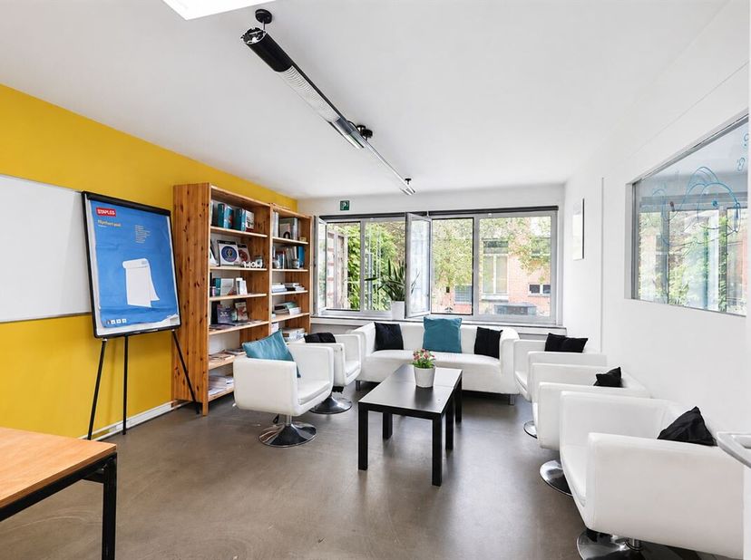 Vraag hieronder je bezoek aan:<br />
https://boltimmo.mijnhuurprofiel.be/property/0b7c37a7-ed0a-454d-903f-f182ac6f2958<br />
Op zoek naar een royale,