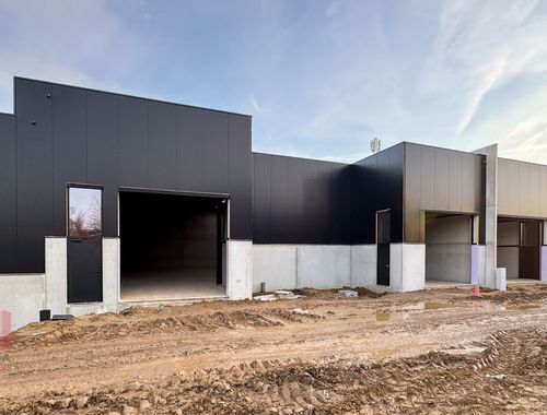                                         Bâtiment d’entreprise à louer à Zellik, € 5.000
