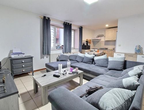                                        Appartement à louer à Montignies-sur-Sambre, € 670
