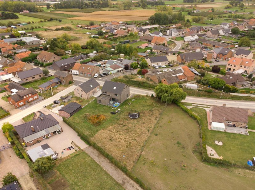 Terrain à vendre
                    à 3440 Budingen