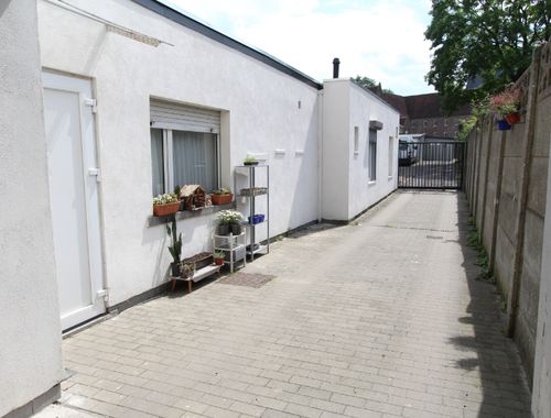                                         Appartement te koop in Sint-Amandsberg, € 348.000
