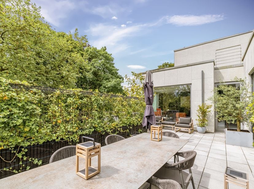 Appartement te koop in ,
                    1180 Ukkel