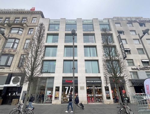                                        Kantoor te huur in Antwerpen, € 5.257
