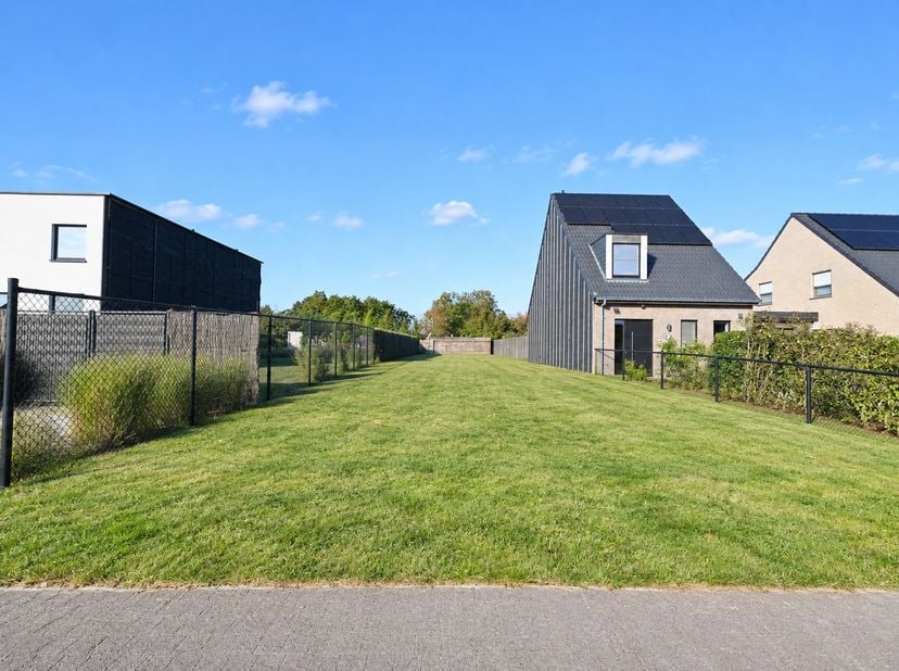 Grond te koop in Bruggestraat 98B,
                    8730 Oedelem
