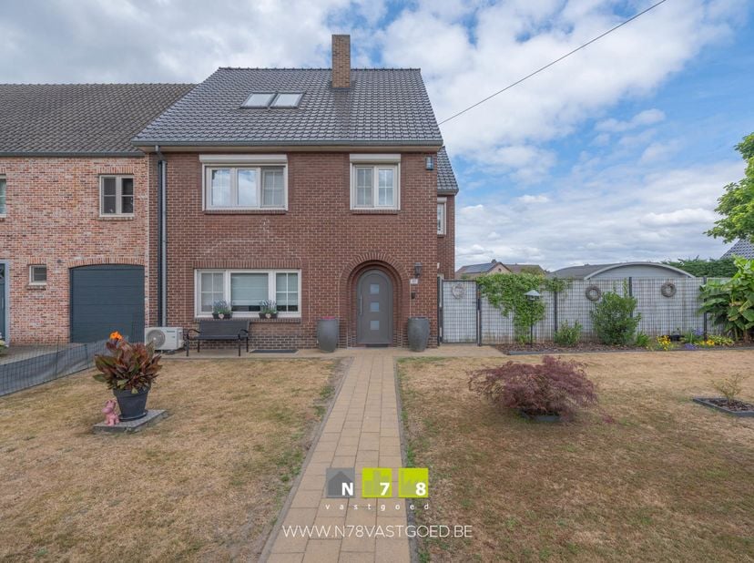 Maison à vendre
                    à 3640 Ophoven