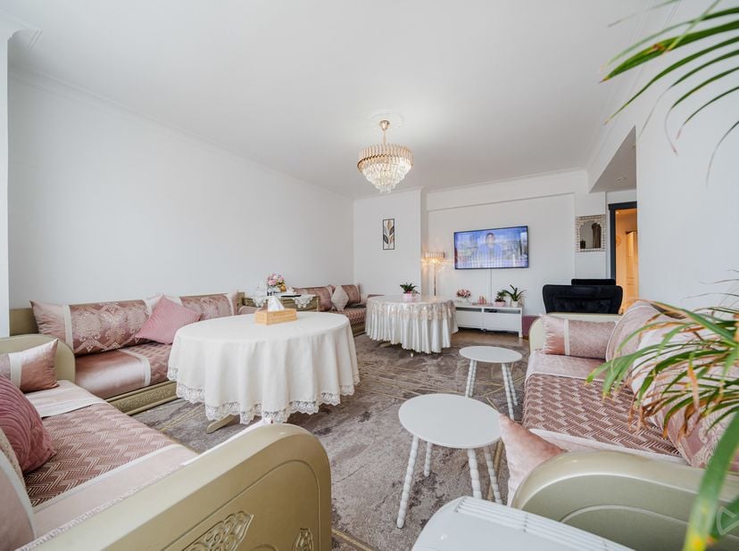 Appartement te koop in Rue du Paruck 3 bus 2,
                    1080 Sint-Jans-Molenbeek