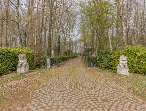                                         Maison exceptionnelle à vendre à Sinaai-Waas, € 1.300.000
