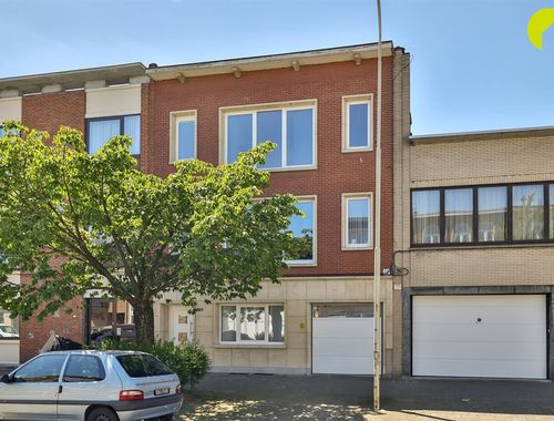                                         Appartement à vendre à Wilrijk, € 245.000
