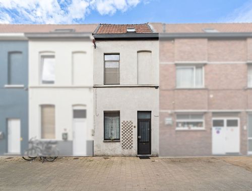                                         Rijwoning te koop in Gent, € 245.000
