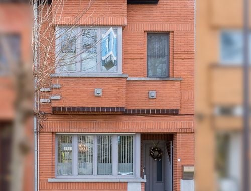                                         Woning te koop in Zottegem, € 379.000
