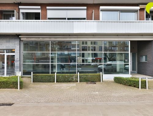                                         Bureaux à vendre à Mortsel, € 520.000

