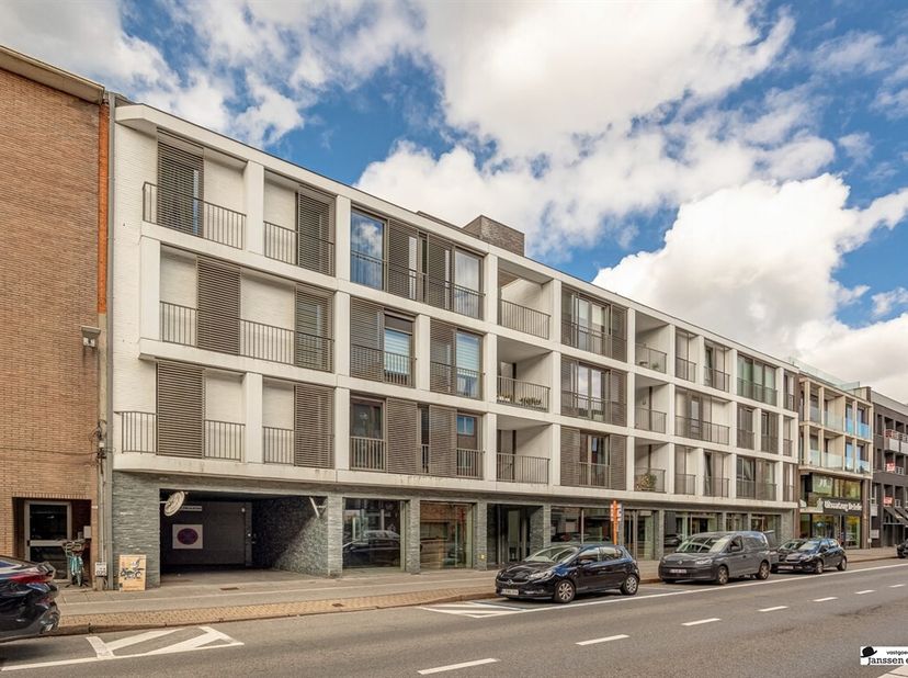Appartement clé en main d'une chambre à coucher avec grande terrasse au coeur de Brasschaat<br />
Au centre de Brasschaat, vous trouverez cet appartem