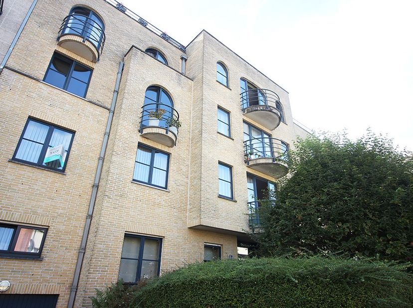 Appartement te koop in Gustave Jean Leclercqstraat 15 bus 8,
                    1160 Oudergem