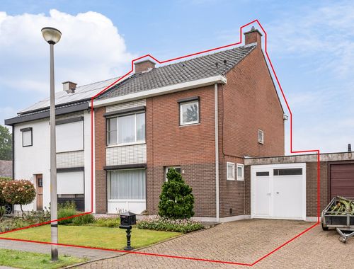                                         Maison à vendre à Koningshooikt, € 329.000
