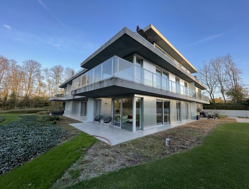                                         Appartement à vendre à Roeselare, € 355.000
