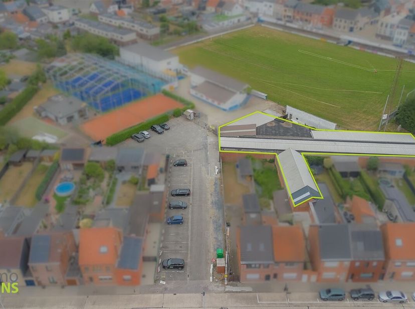 Te huur - vernieuwde KMO unit te Grembergen (Dendermonde)<br />
Bent u als ondernemer op zoek naar een KMO-Unit met uitstekende bereikbaarheid, verzor