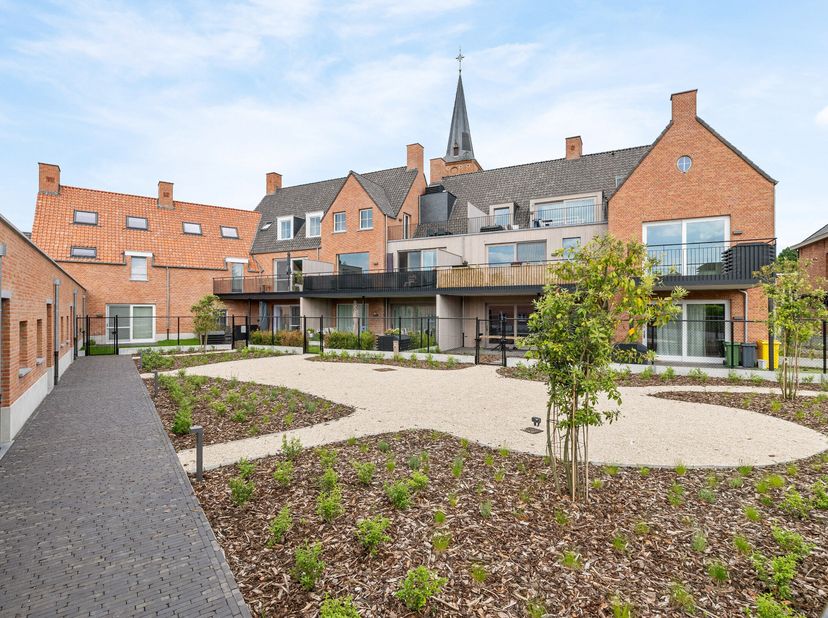 Een nieuwe, energiezuinige realisatie in het centrum van Ravels-Eel!<br />
Gelegen op de hoek van Vooreel en Kapelakker heeft Ecclesia een optimale li