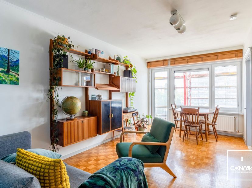 Deze gezellige studio bevindt zich in de residentie De Groene Vallei, met zicht op de torens van Gent. Dankzij deze uitstekende ligging geniet u van e