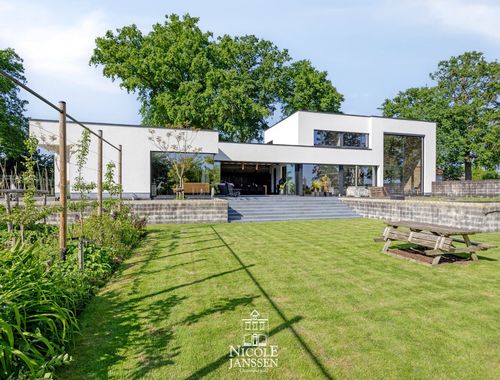                                         Woning te koop in Dilsen-Stokkem, € 725.000
