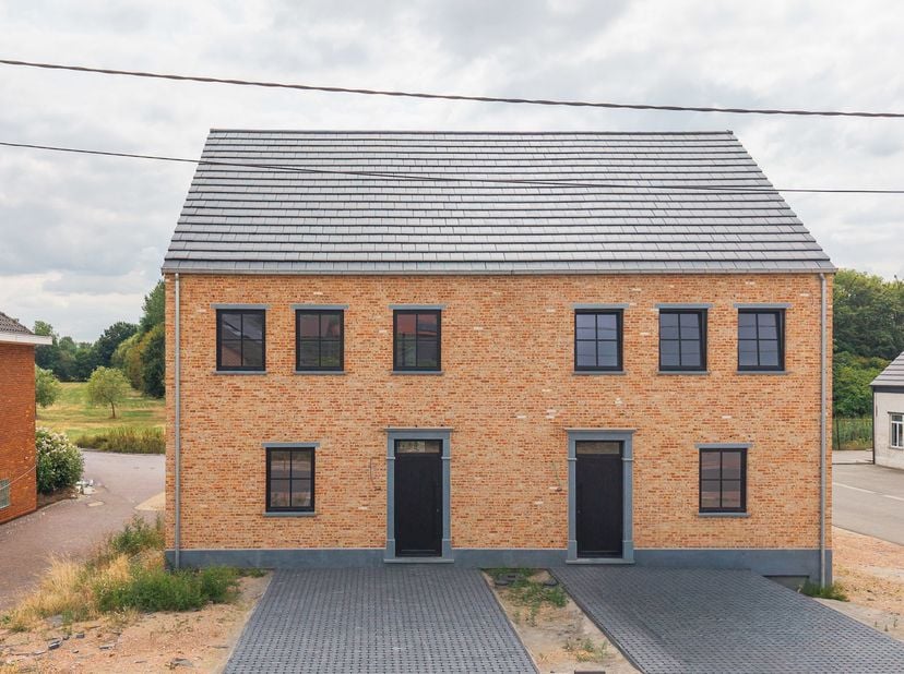 Voor verdere info of een vrijblijvende waardebepaling van uw eigendom: nessim@homixx.be of 03 653 11 96.<br />
In deze prachtige, energiezuinige nieuw