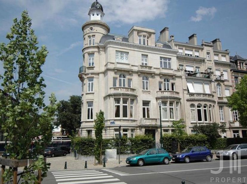 Appartement te huur in Avenue Guillaume Macau 4,
                    1050 Elsene