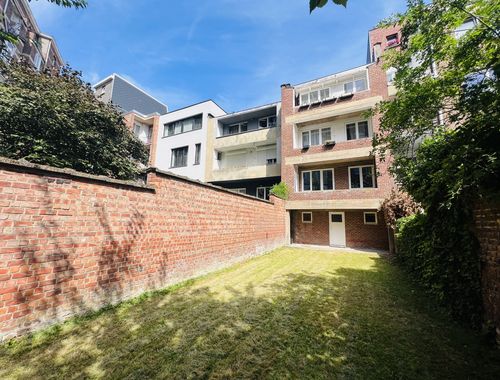                                         Appartement te huur in Sint-Lambrechts-Woluwe, € 1.300
