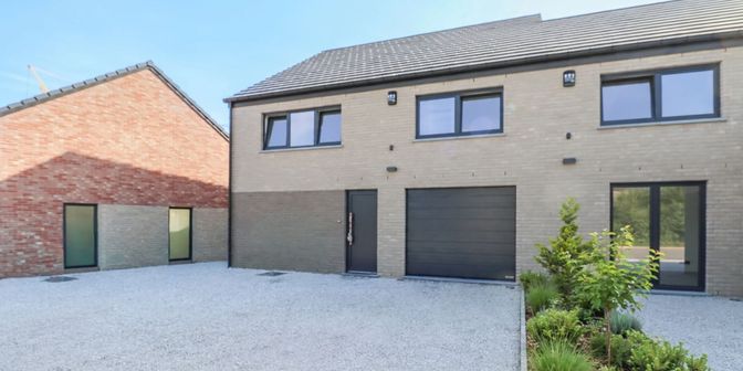 Huis te koop in 5640 Mettet