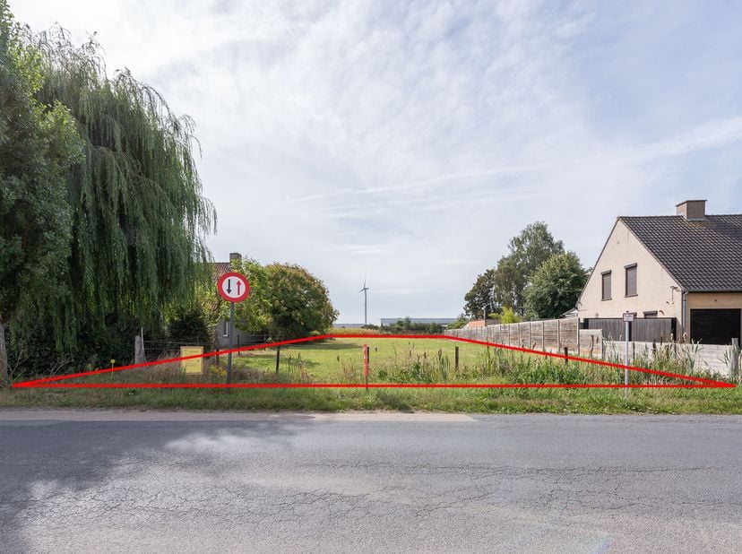 Grond te koop in Everslaarstraat tussen 178 en 180,
                    9160 Lokeren