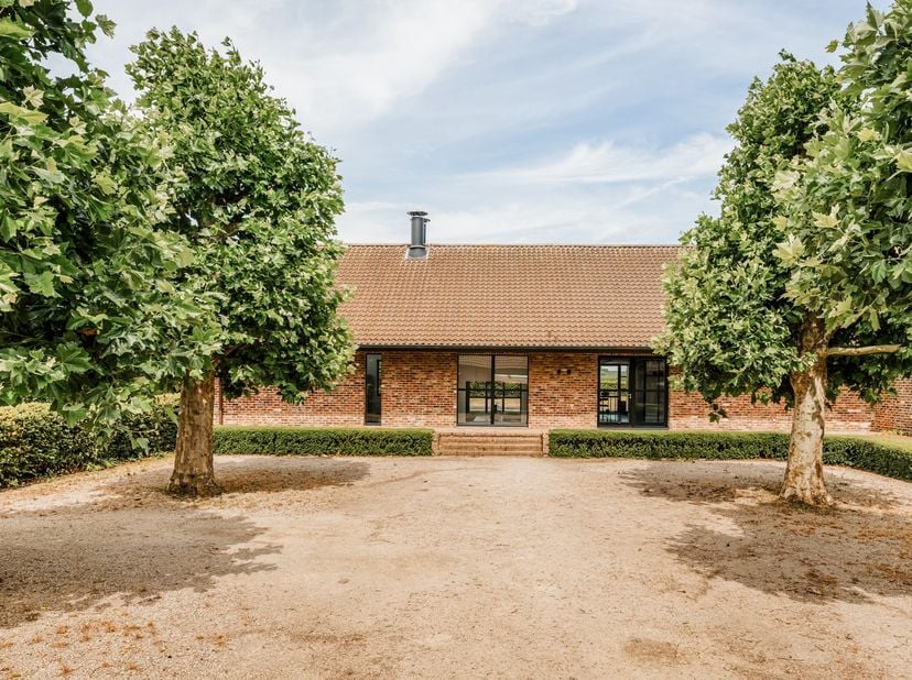 Huis te koop in ,
                    8554 Sint-Denijs