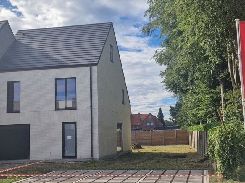 Huis te koop
                    in 8470 Gistel