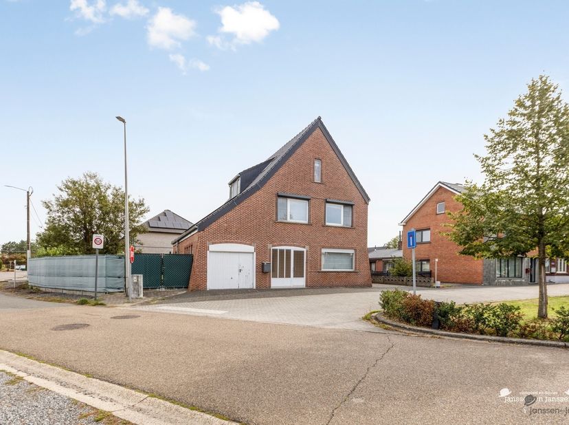 Huis te koop in Zavelstraat 52,
                    3520 Zonhoven