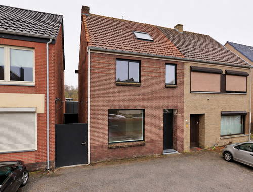                                         Maison à vendre à Bocholt, € 340.000
