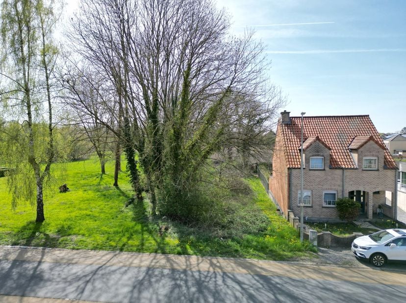 Welkom op de Schuttenbergstraat "43" te 3665 As.<br />
<br />
Deze locatie is ideaal voor wie op zoek is naar comfort en kwaliteit van wonen, zonder i