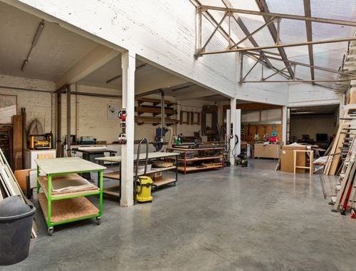                                         Atelier te koop in Antwerpen, € 350.000
