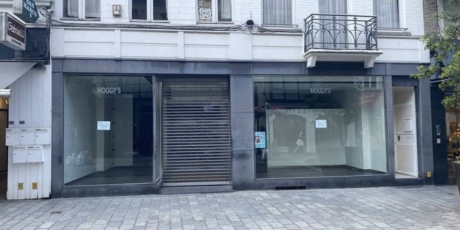 Bedrijfsvastgoed te huur in Ooststraat 83-85, 8800 Roeselare