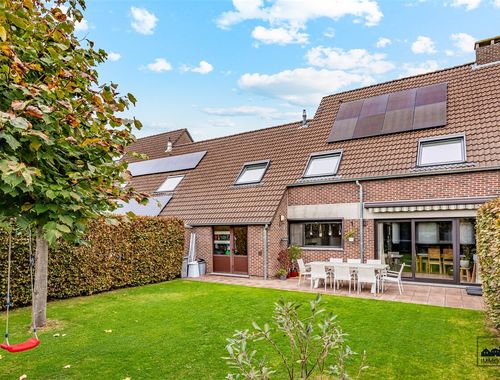                                         Maison à vendre à Sint-Niklaas, € 445.000
