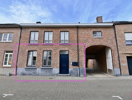                                         Appartement à vendre à Zoutleeuw, € 215.000
