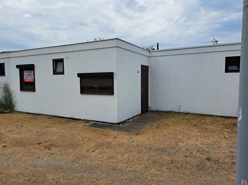 Moderne vakantiewoning op het vakantiedomein De Grote Zeemeeuwen vlakbij de duinen van Koksijde / Oostduinkerke.<br />
Deze woning biedt u een lichtri